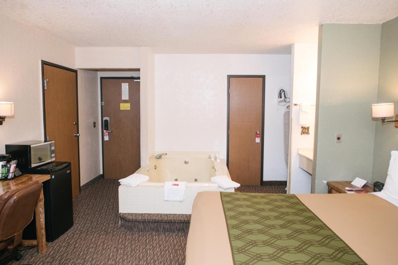 Econo Lodge, Downtown Custer Near Custer State Park And Mt Rushmore Buitenkant foto