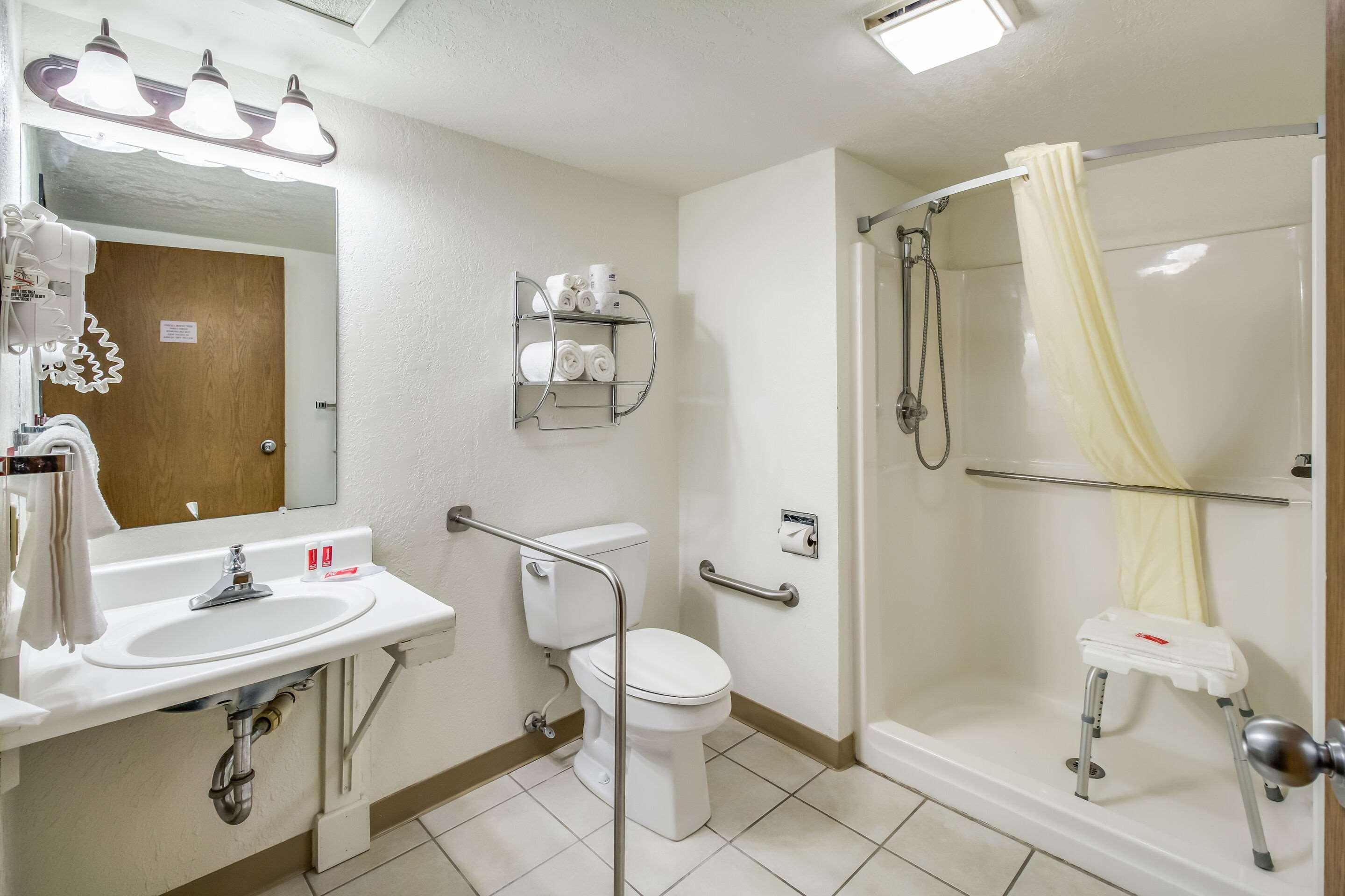 Econo Lodge, Downtown Custer Near Custer State Park And Mt Rushmore Buitenkant foto