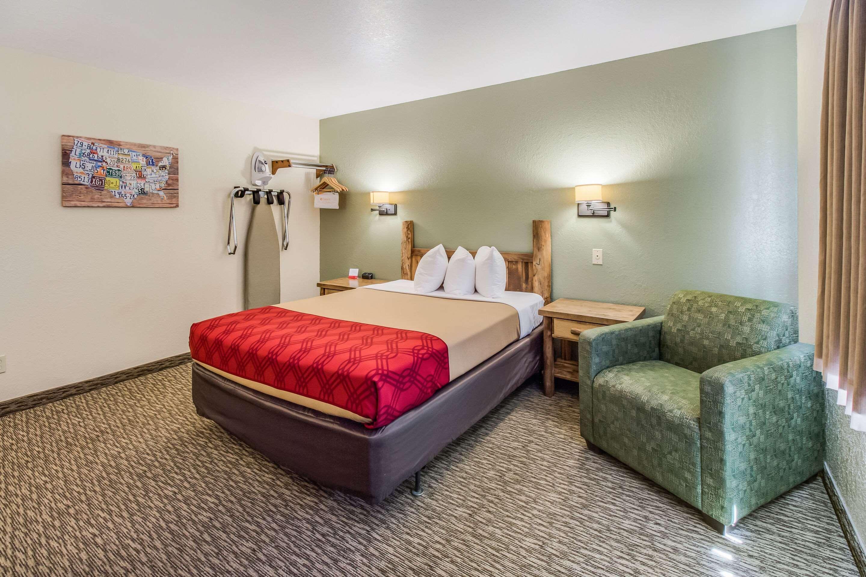 Econo Lodge, Downtown Custer Near Custer State Park And Mt Rushmore Buitenkant foto