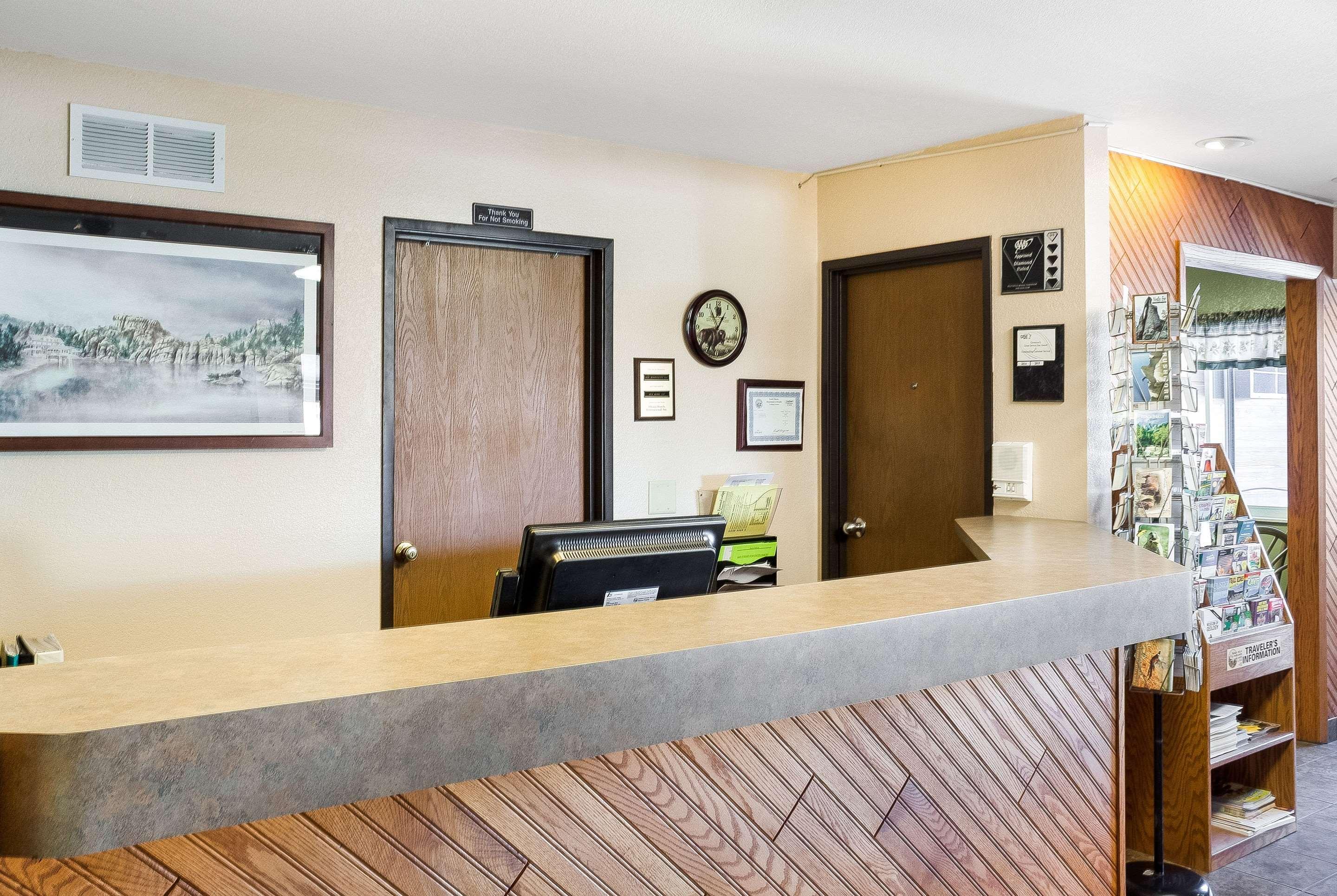 Econo Lodge, Downtown Custer Near Custer State Park And Mt Rushmore Buitenkant foto