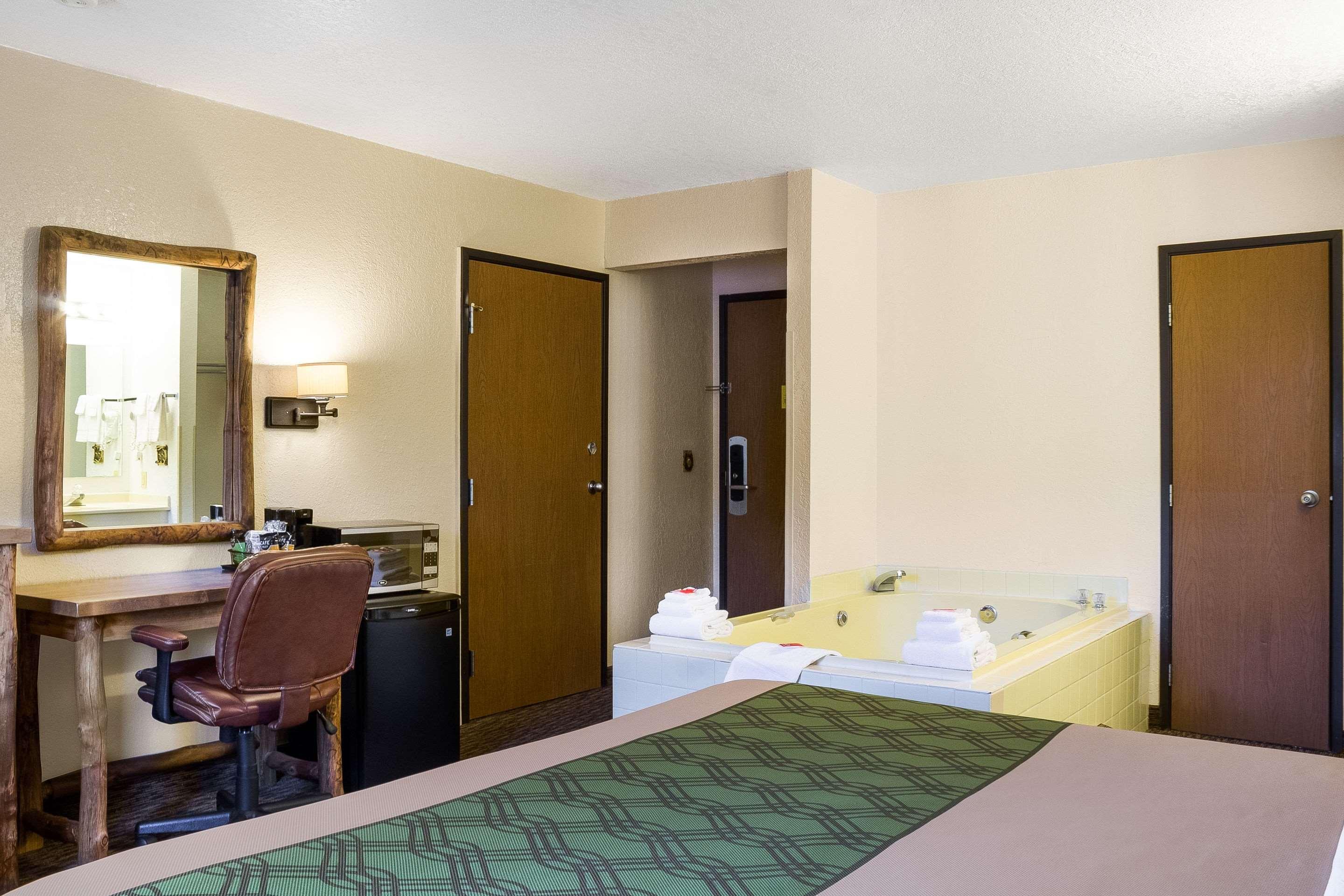 Econo Lodge, Downtown Custer Near Custer State Park And Mt Rushmore Buitenkant foto