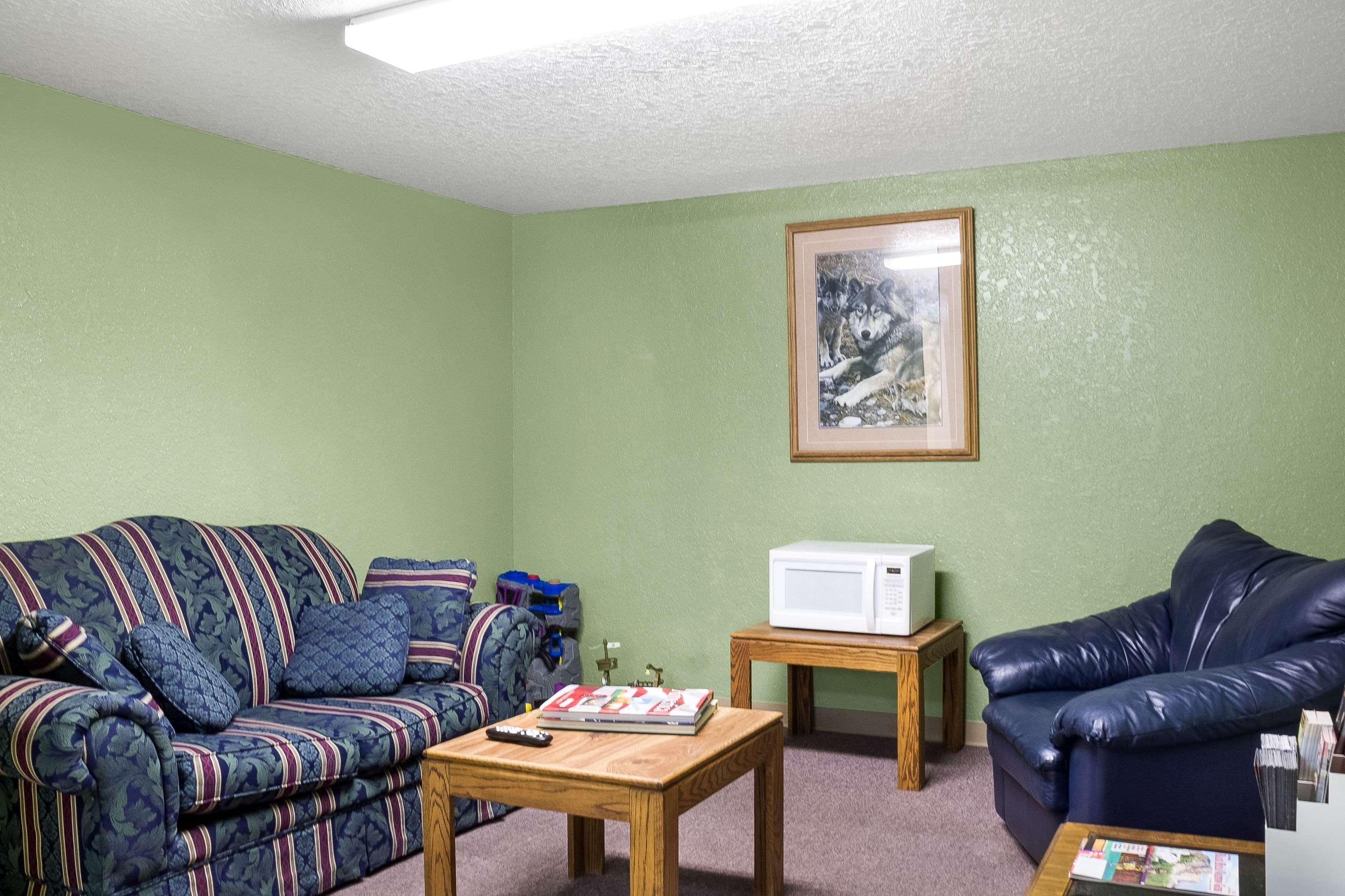 Econo Lodge, Downtown Custer Near Custer State Park And Mt Rushmore Buitenkant foto