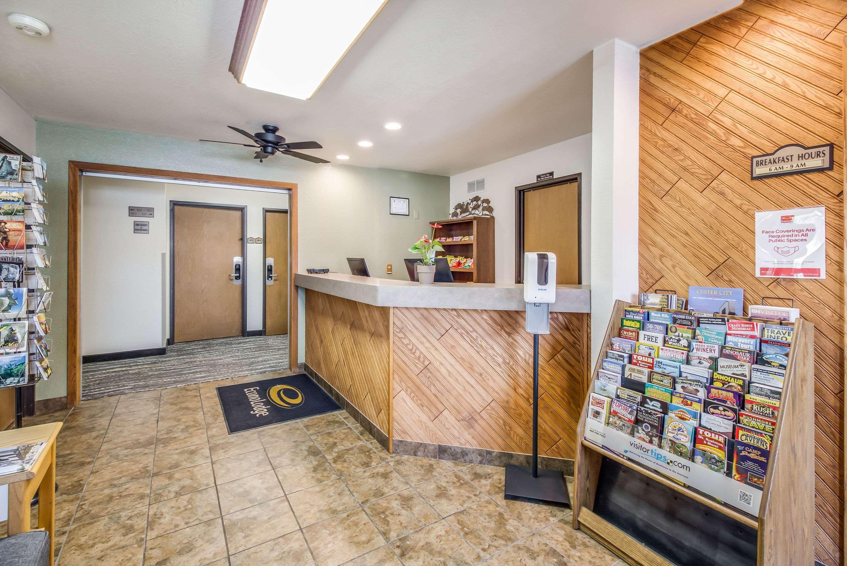 Econo Lodge, Downtown Custer Near Custer State Park And Mt Rushmore Buitenkant foto
