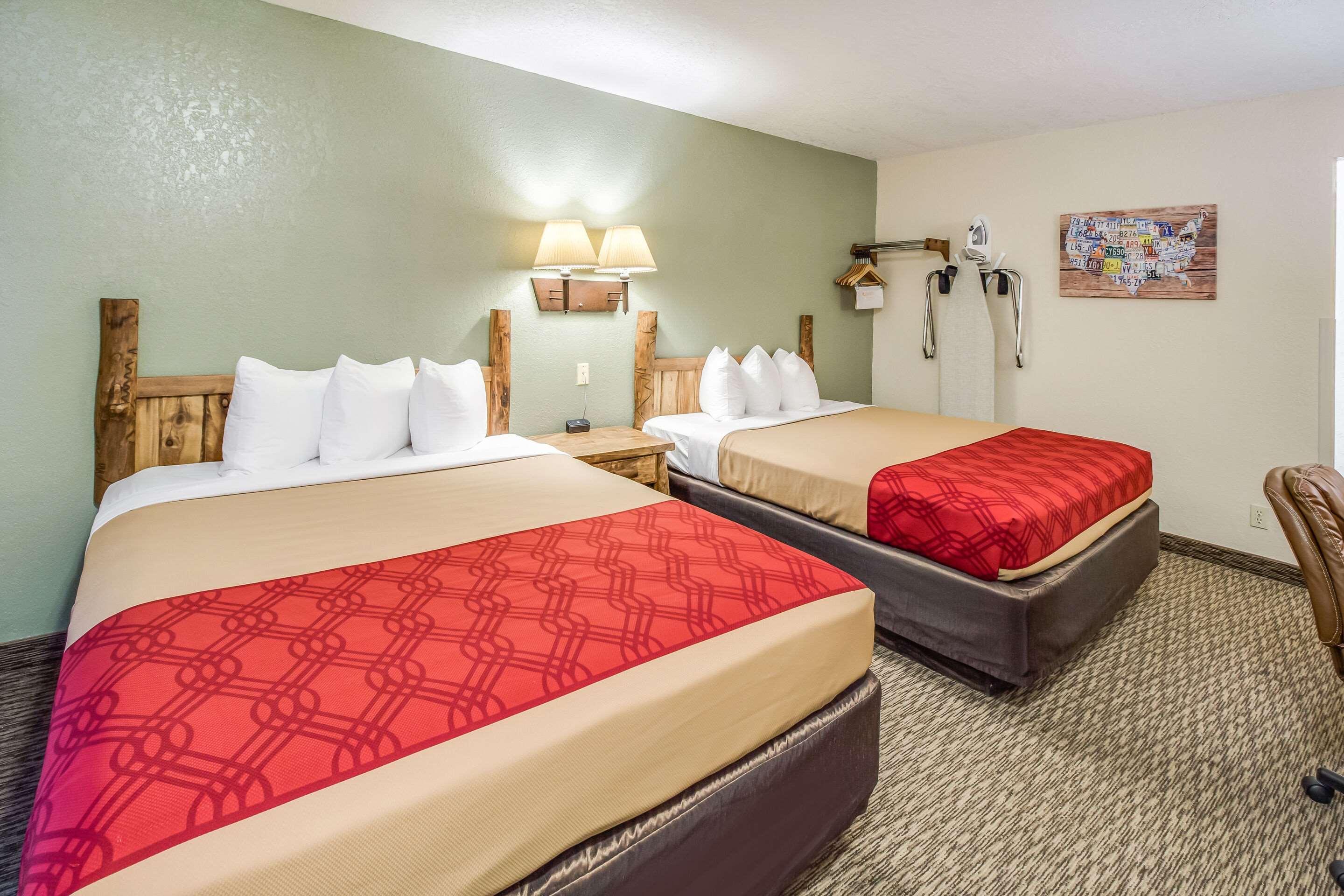 Econo Lodge, Downtown Custer Near Custer State Park And Mt Rushmore Buitenkant foto