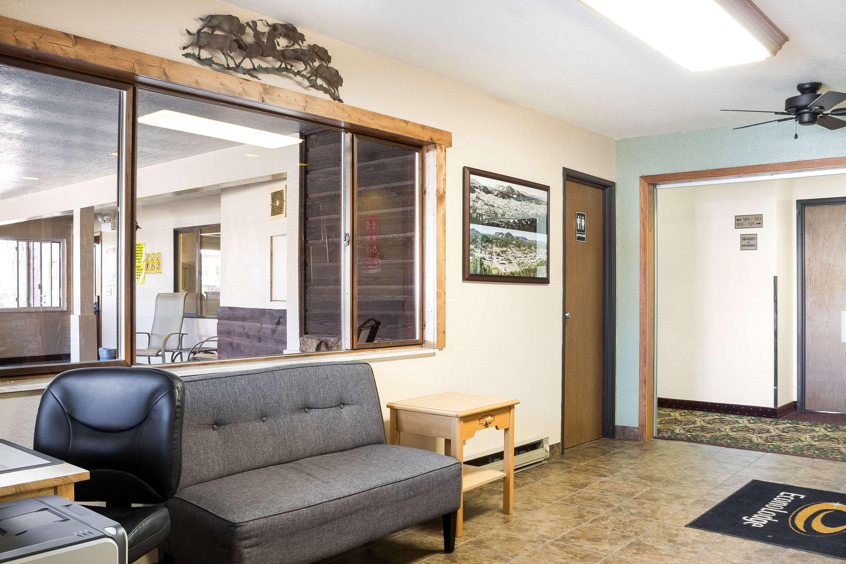 Econo Lodge, Downtown Custer Near Custer State Park And Mt Rushmore Buitenkant foto